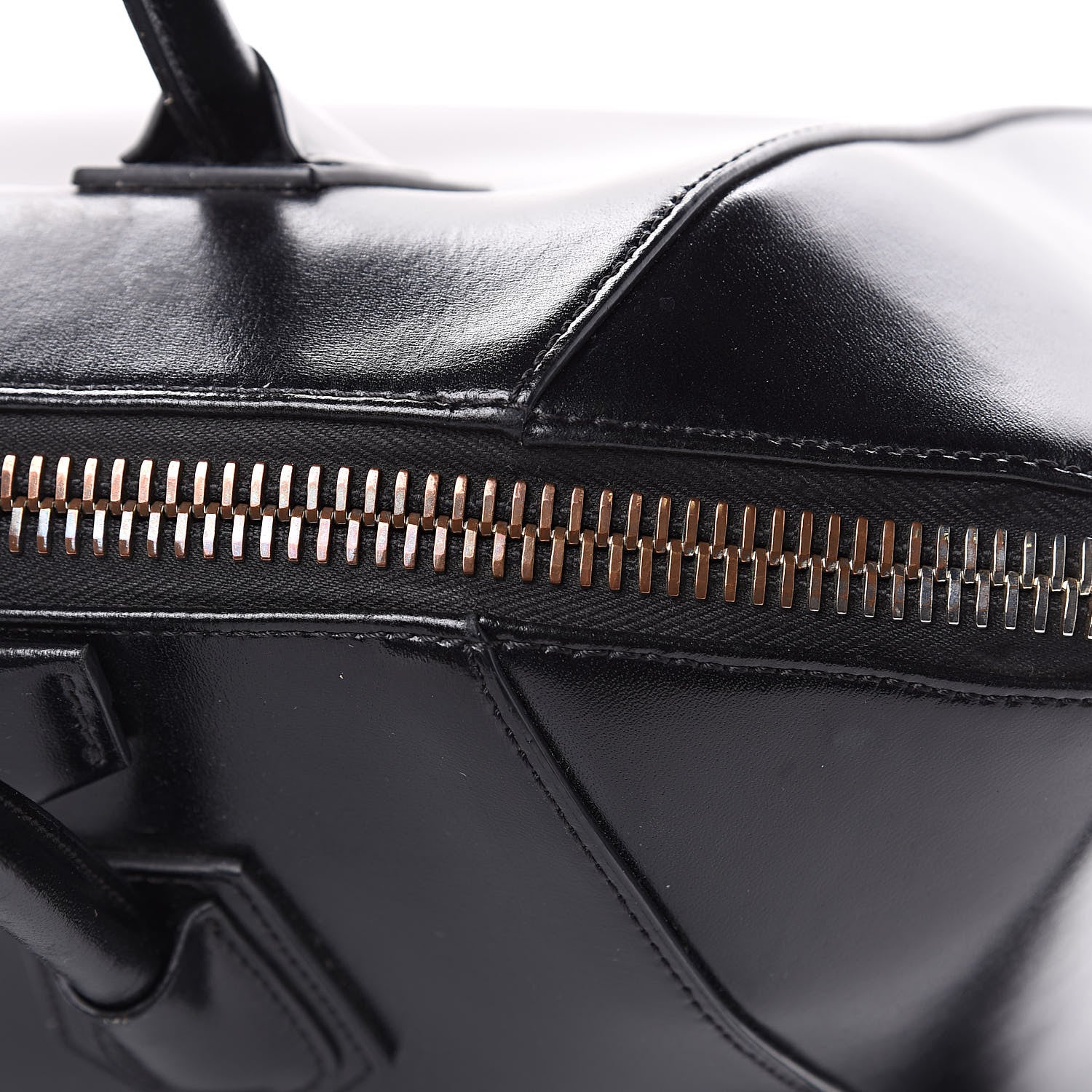 Givenchy Shiny Lord Calfskin Medium Antigona Black 16 of 17