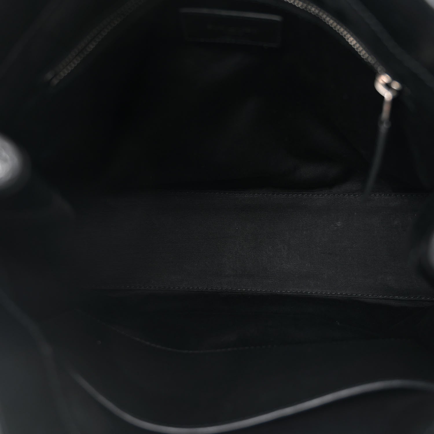 Saint Laurent Crinkled Calfskin Matelasse Monogram Medium Niki Shopper Tote Black 5 of 10