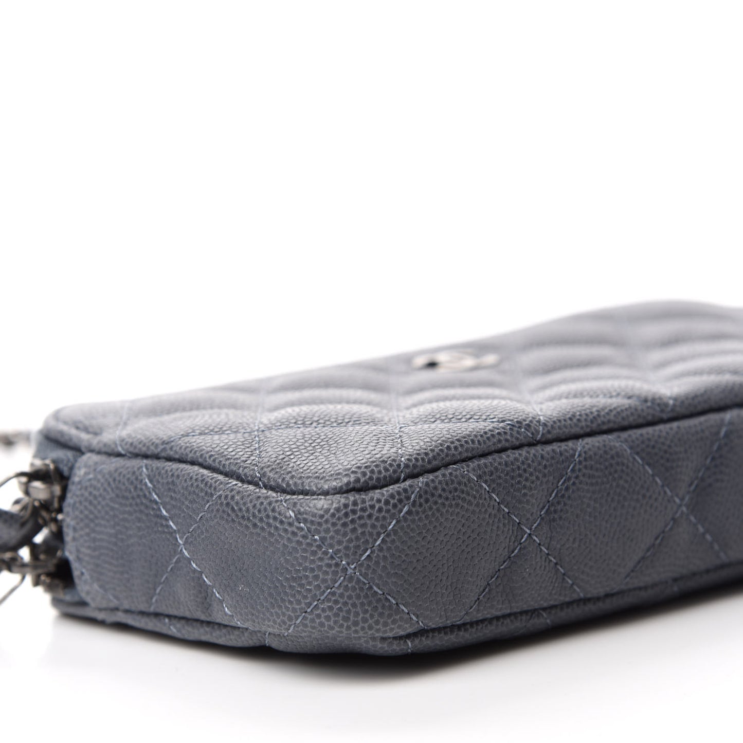 Caviar Quilted Small Clutch With Chain Grey