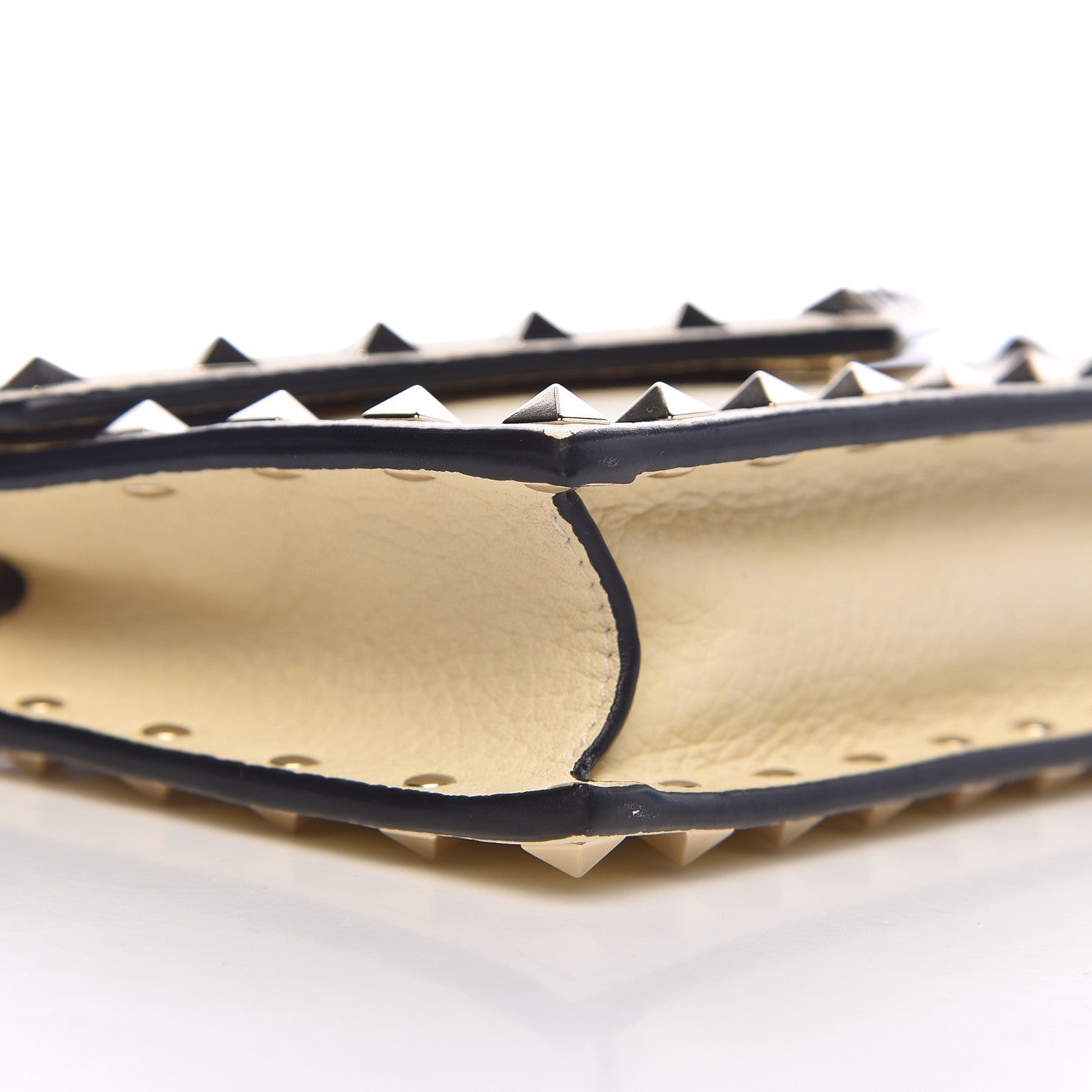 Valentino Garavani Pebbled Calfskin Rockstud Envelope Wallet on Chain Light Ivory 8 of 10