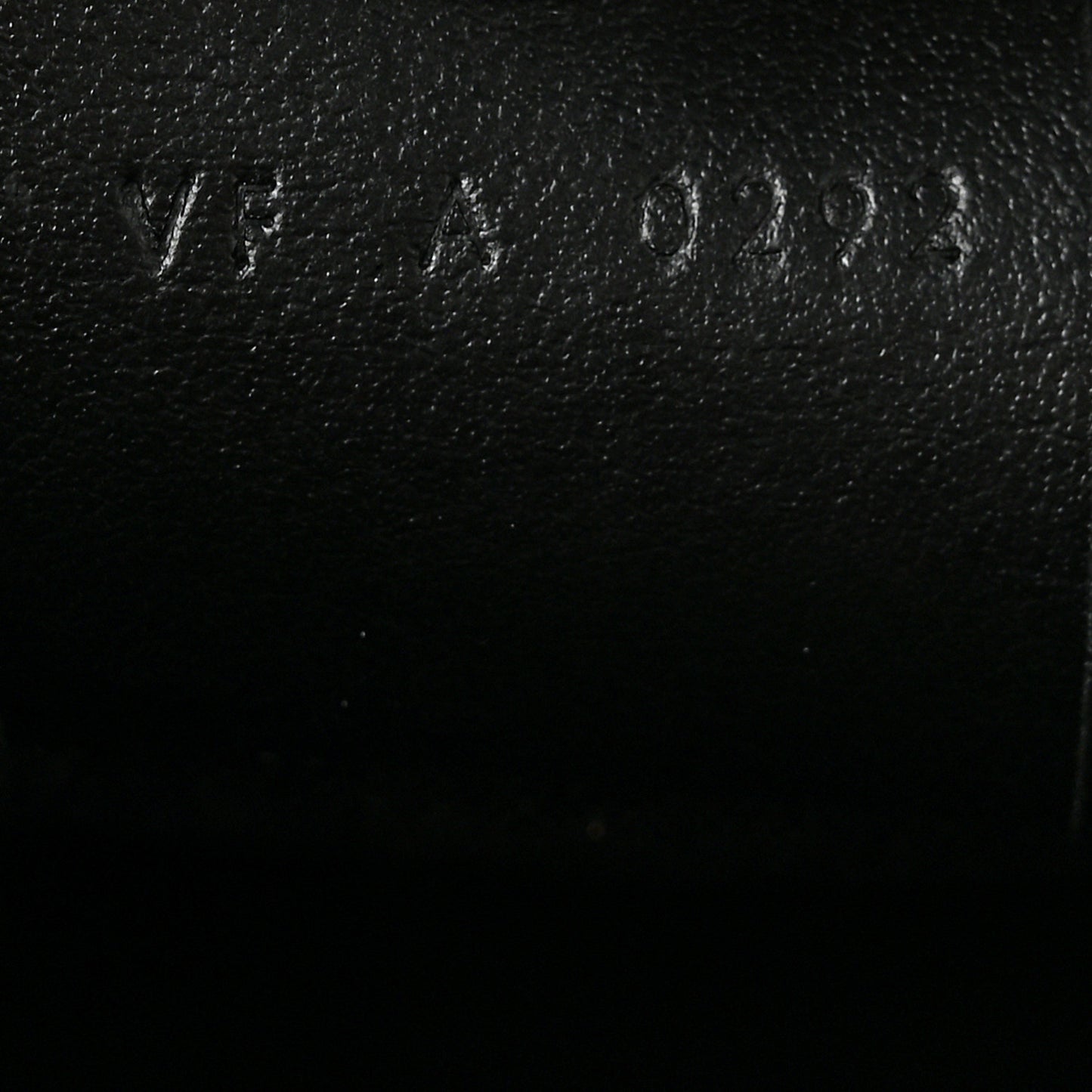 Canvas Medium G-Tote Black