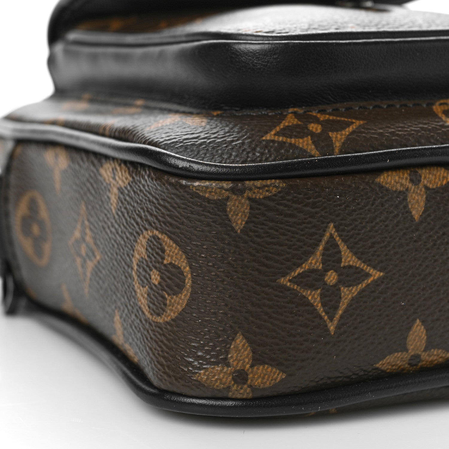 Louis Vuitton Monogram Macassar Christopher Wearable Wallet 6 of 8