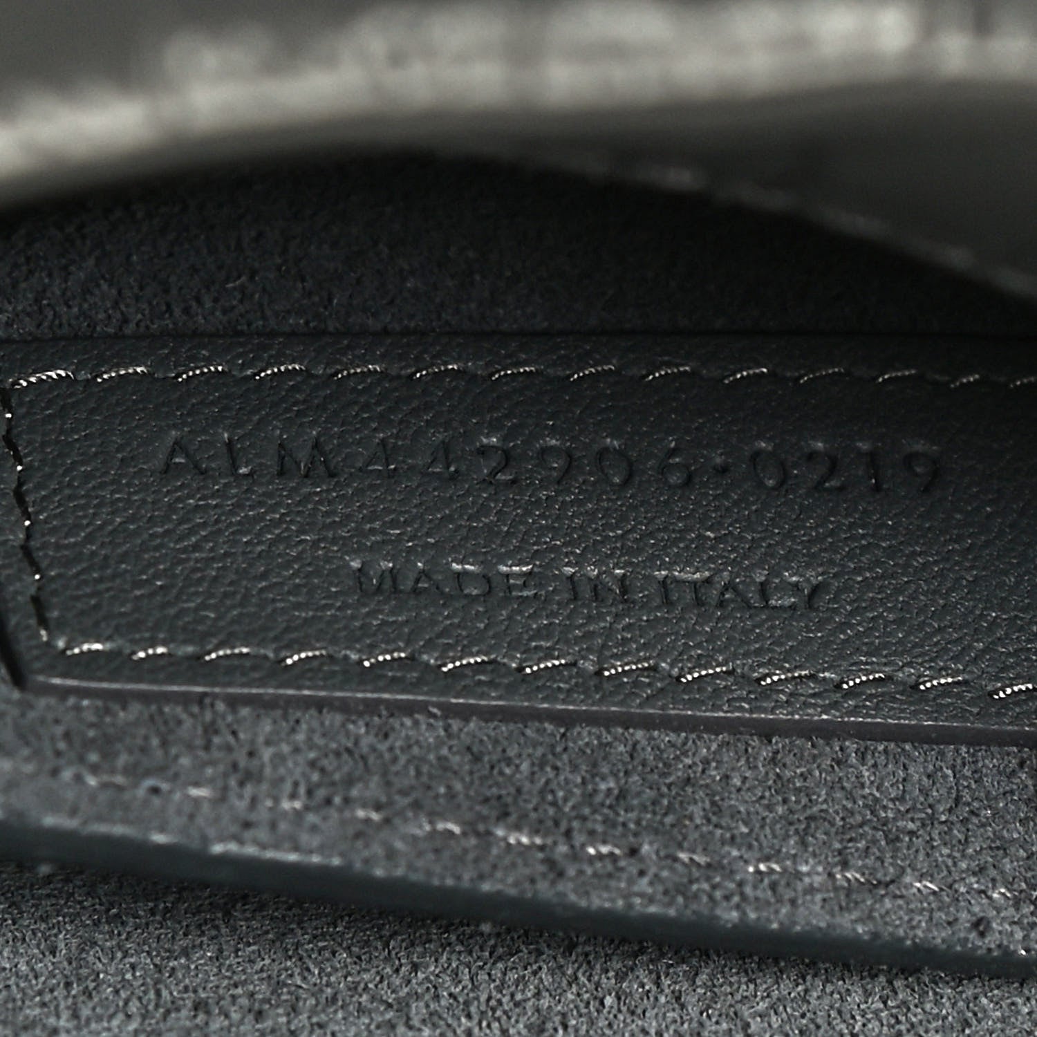 Saint Laurent Calfskin Crocodile Embossed Medium Monogram Sunset Graphite 7 of 12