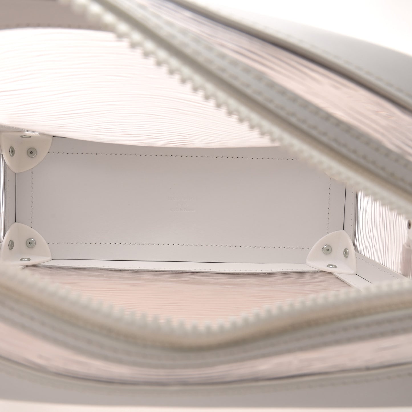 Calfskin PVC Epi Plage Soft Trunk Optic White