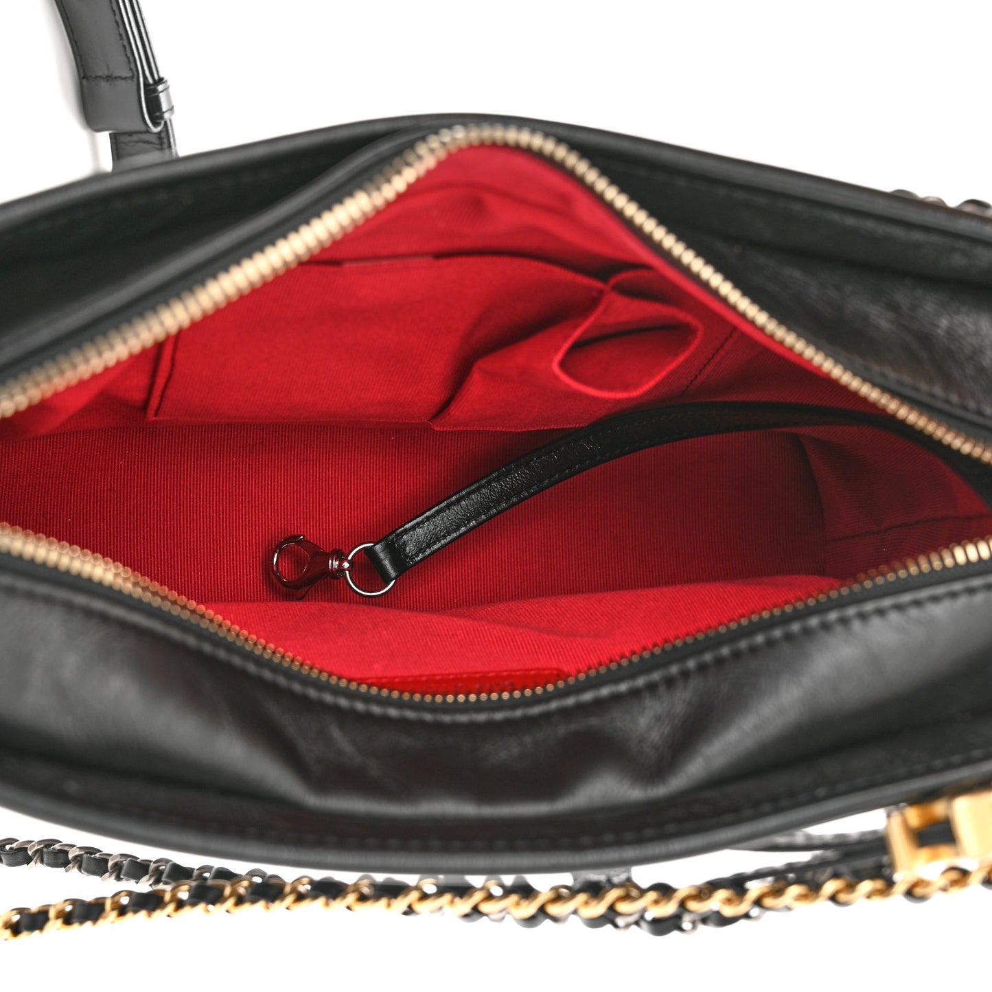 Aged Calfskin Quilted New Medium Gabrielle Hobo Black