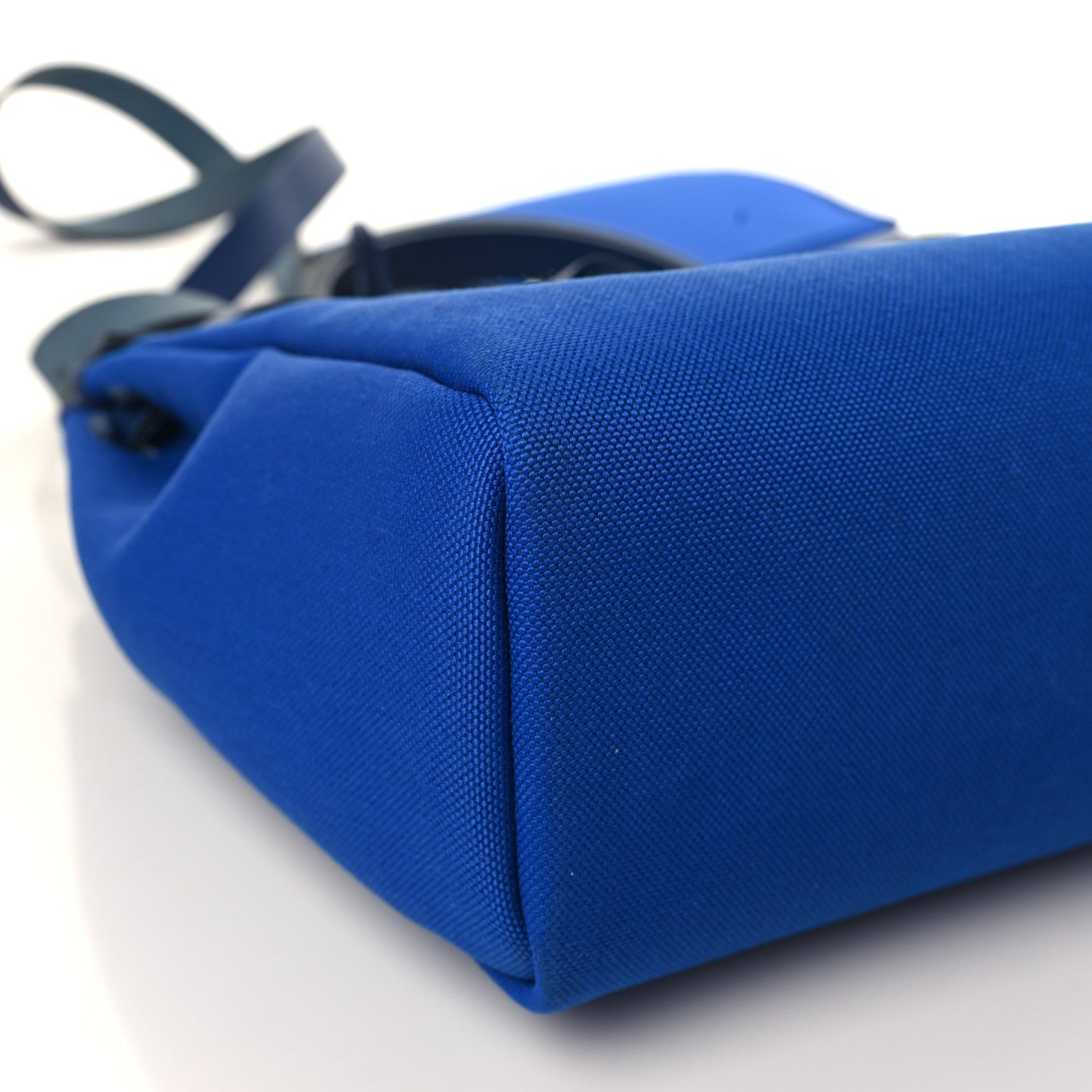Hermes Toile Militaire Vache Hunter Herbag Zip Retourne 31 PM Bleu Electrique Bleu Saphir 12 of 13