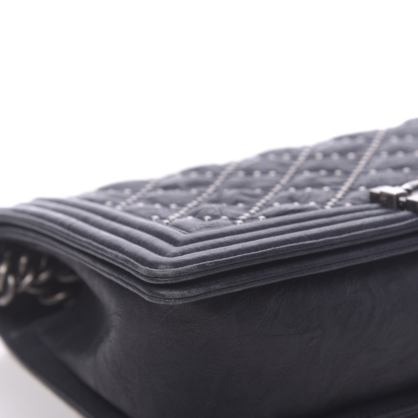Crumpled Lambskin New Medium Studded Boy Flap Navy