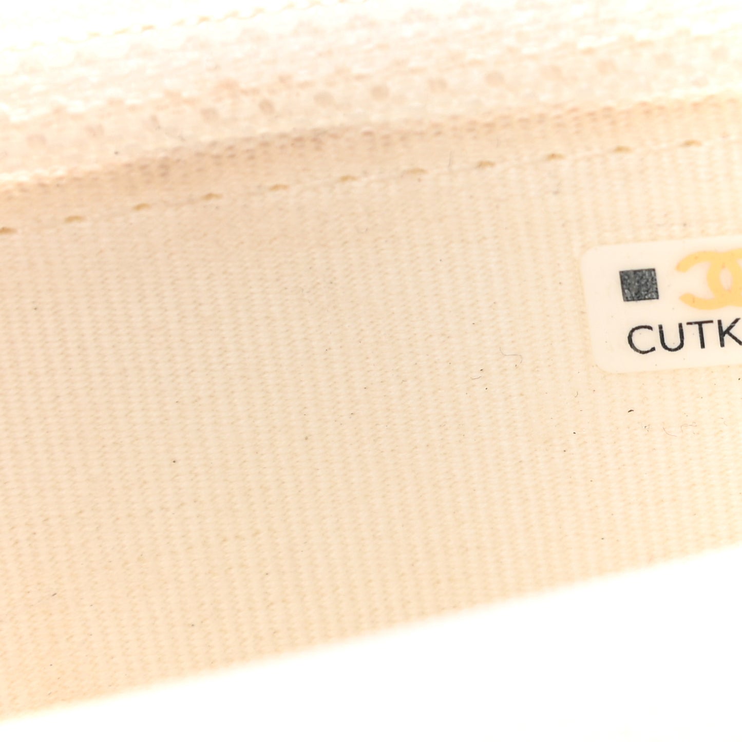 Caviar Quilted Pocket Twins Clutch With Chain White