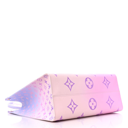Louis Vuitton Monogram Giant Spring In The City Onthego GM Sunrise Pastel 4 of 9