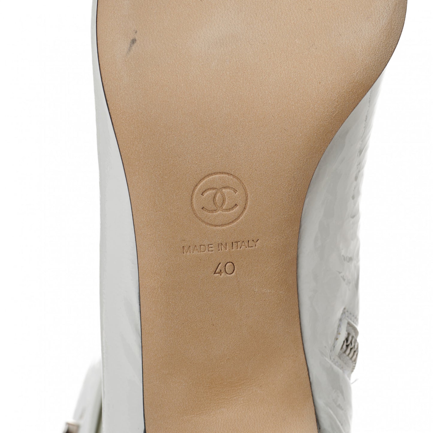 Crumpled Patent Lambskin Cap Toe CC Turnlock Ankle Boots 40 White Black