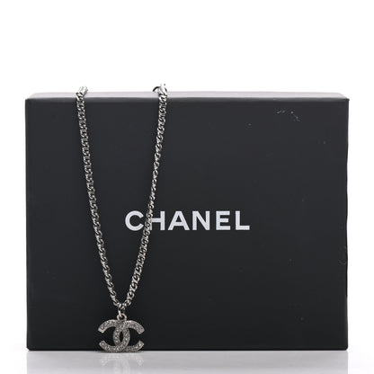 Chanel Crystal Pearl Star CC Necklace Pearly White 5 of 5