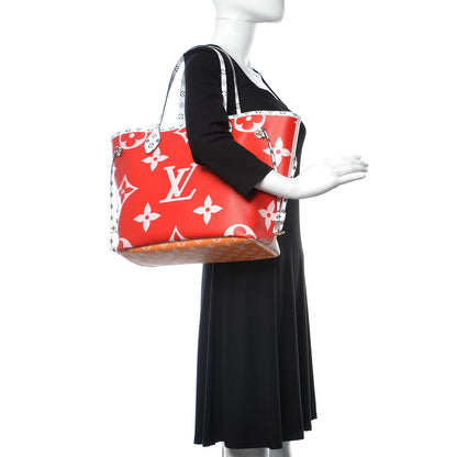 Louis Vuitton Monogram Giant Neverfull MM Rouge 2 of 10