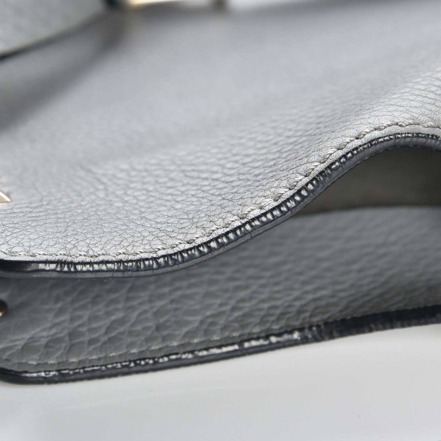 Valentino Garavani Pebbled Calfskin Small Rockstud Flip-Lock Messenger Bag Light Stone 13 of 14