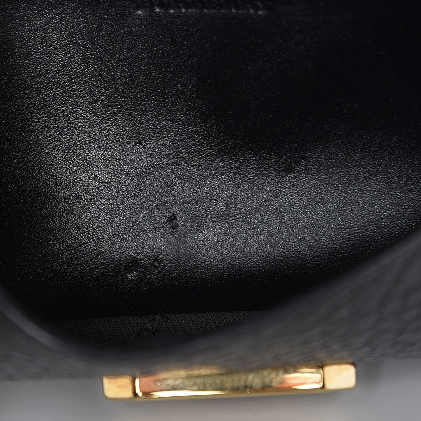 Signature Grain Small Madison Chain Clutch Black