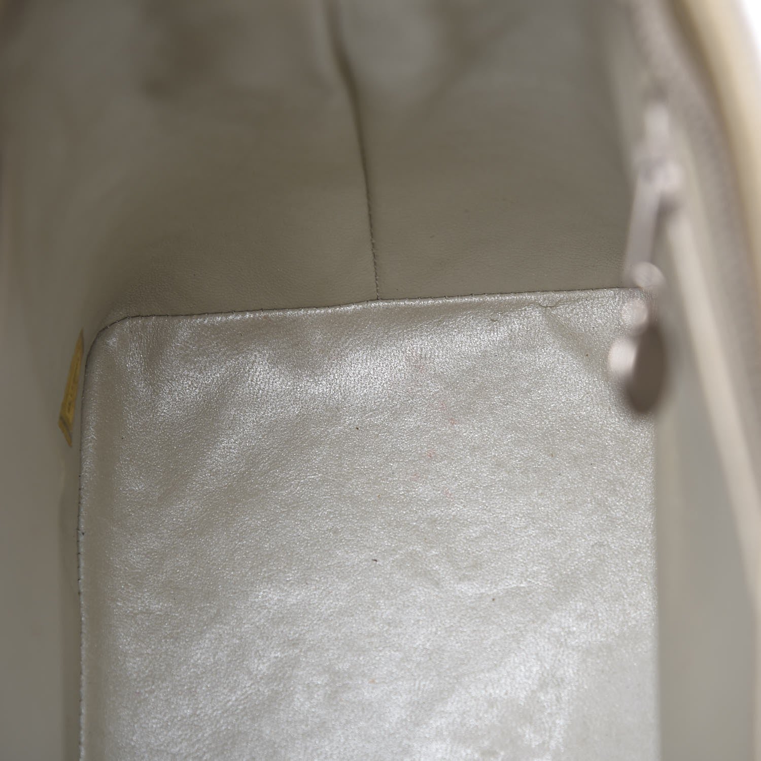 Chanel Caviar Quilted Medallion Tote Pearl 10 of 21
