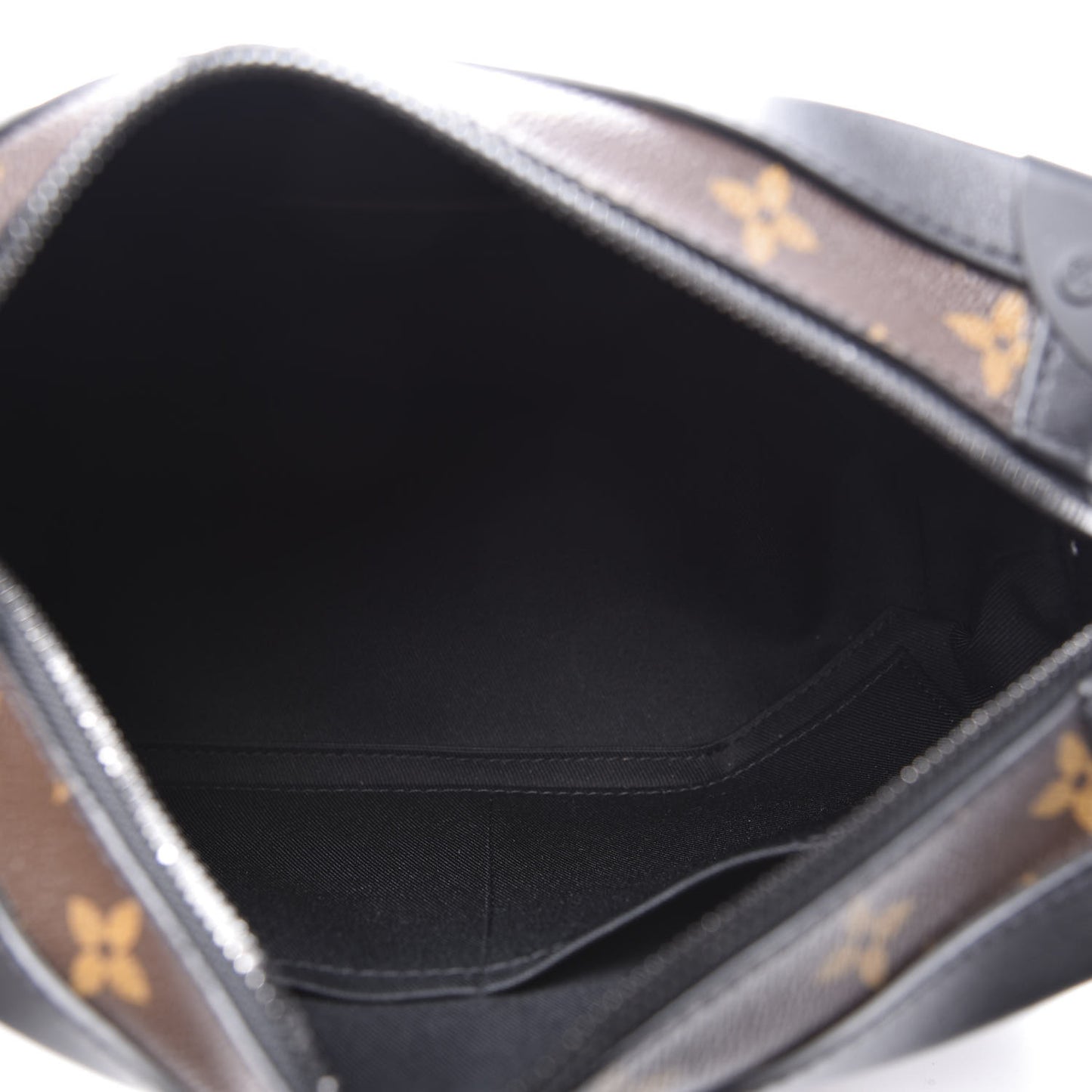 Monogram Solar Ray Soft Trunk