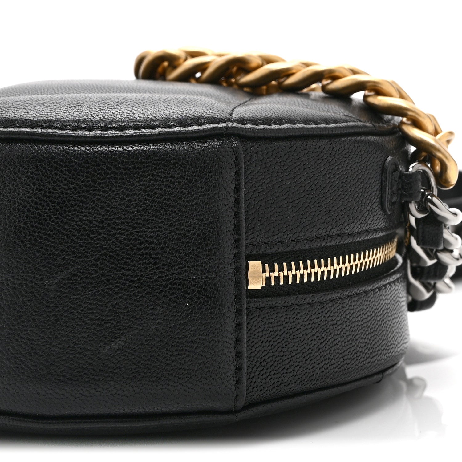 Chanel Shiny Goatskin Quilted Chanel 19 Round Clutch With Chain Black 10 of 10