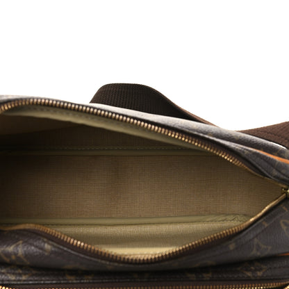 Louis Vuitton Monogram Reporter PM 6 of 10