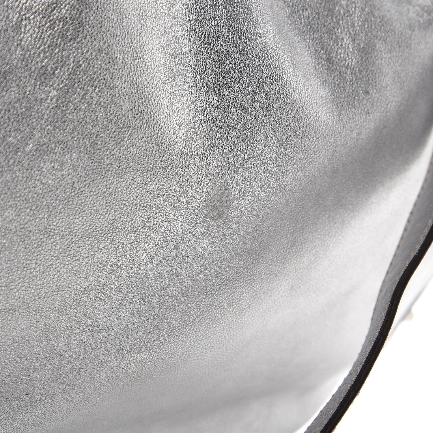 Gucci Metallic Calfskin Large Indy Top Handle Hobo Silver 13 of 21