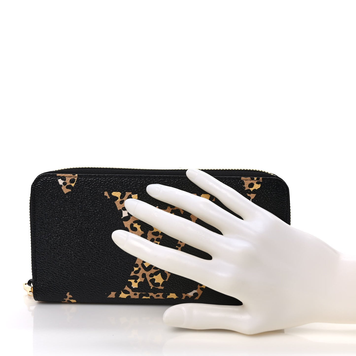 Monogram Giant Jungle Zippy Wallet Black
