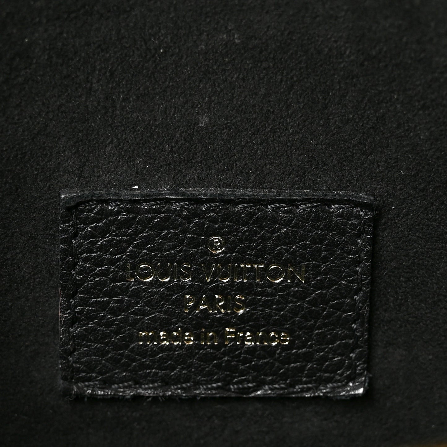Monogram Victoire Black