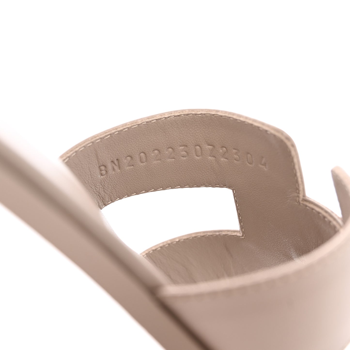 Box Calfskin Oran Sandals 39 Beige Mastic