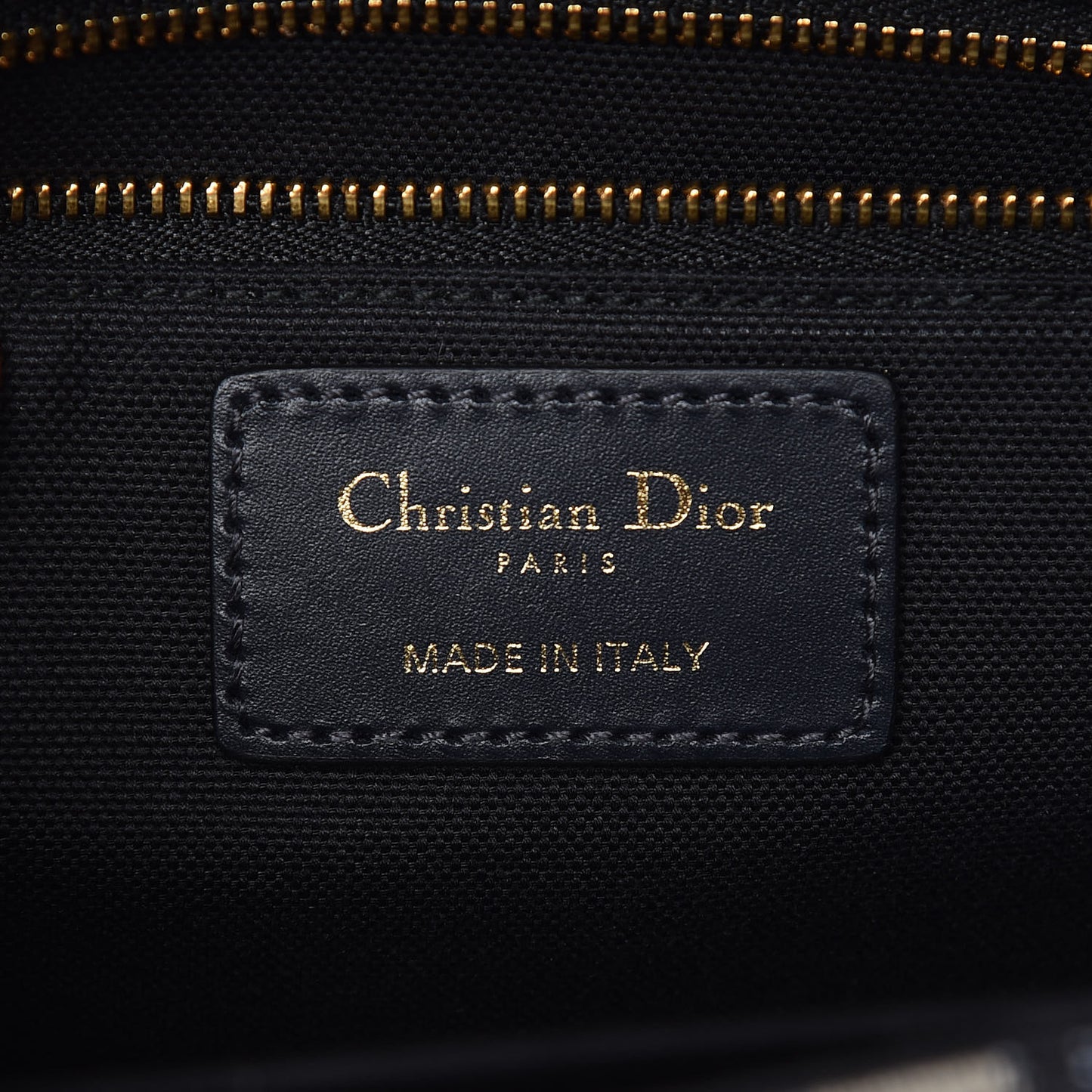 Oblique 30 Montaigne Flap Bag Blue