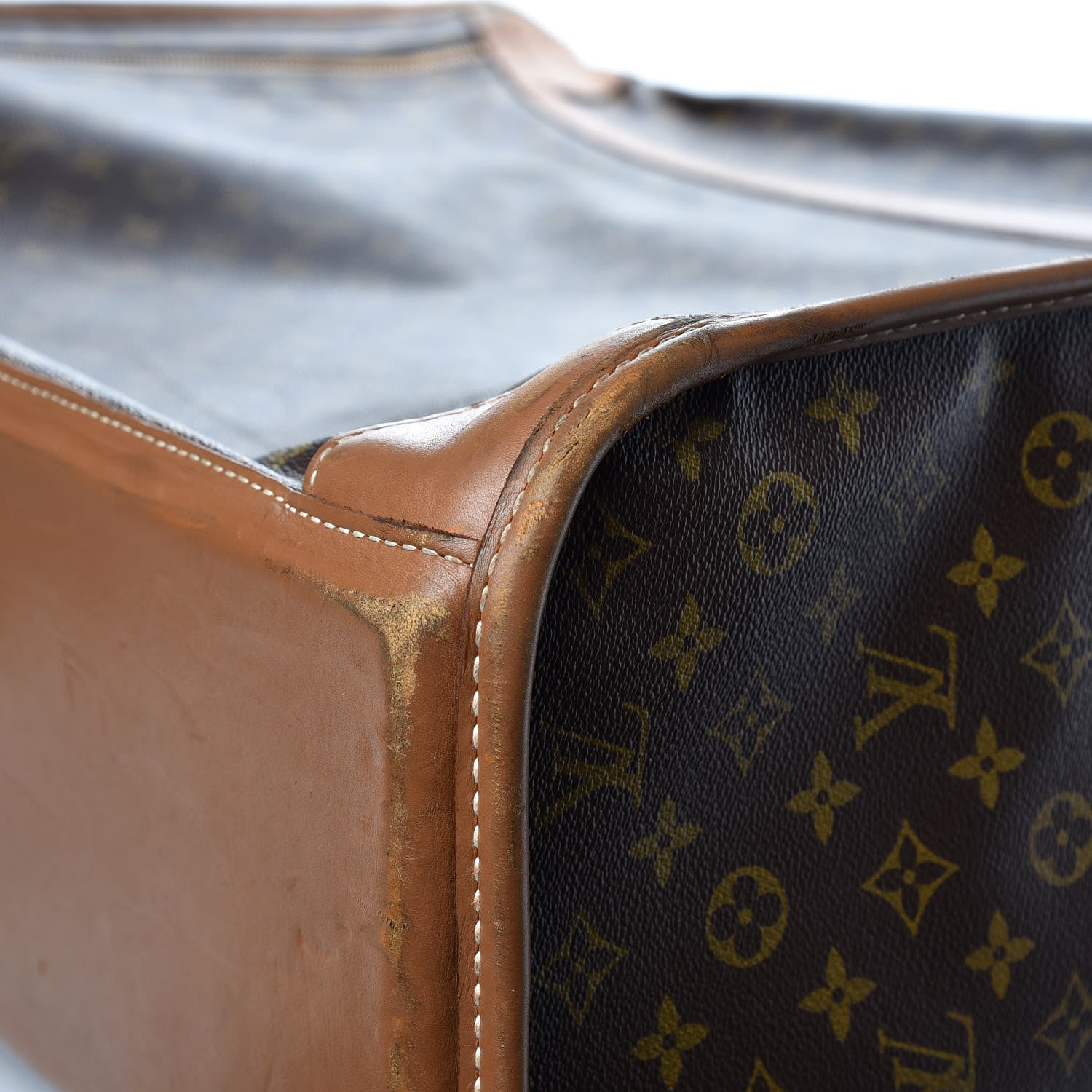 Louis Vuitton Monogram Pullman 70 16 of 19