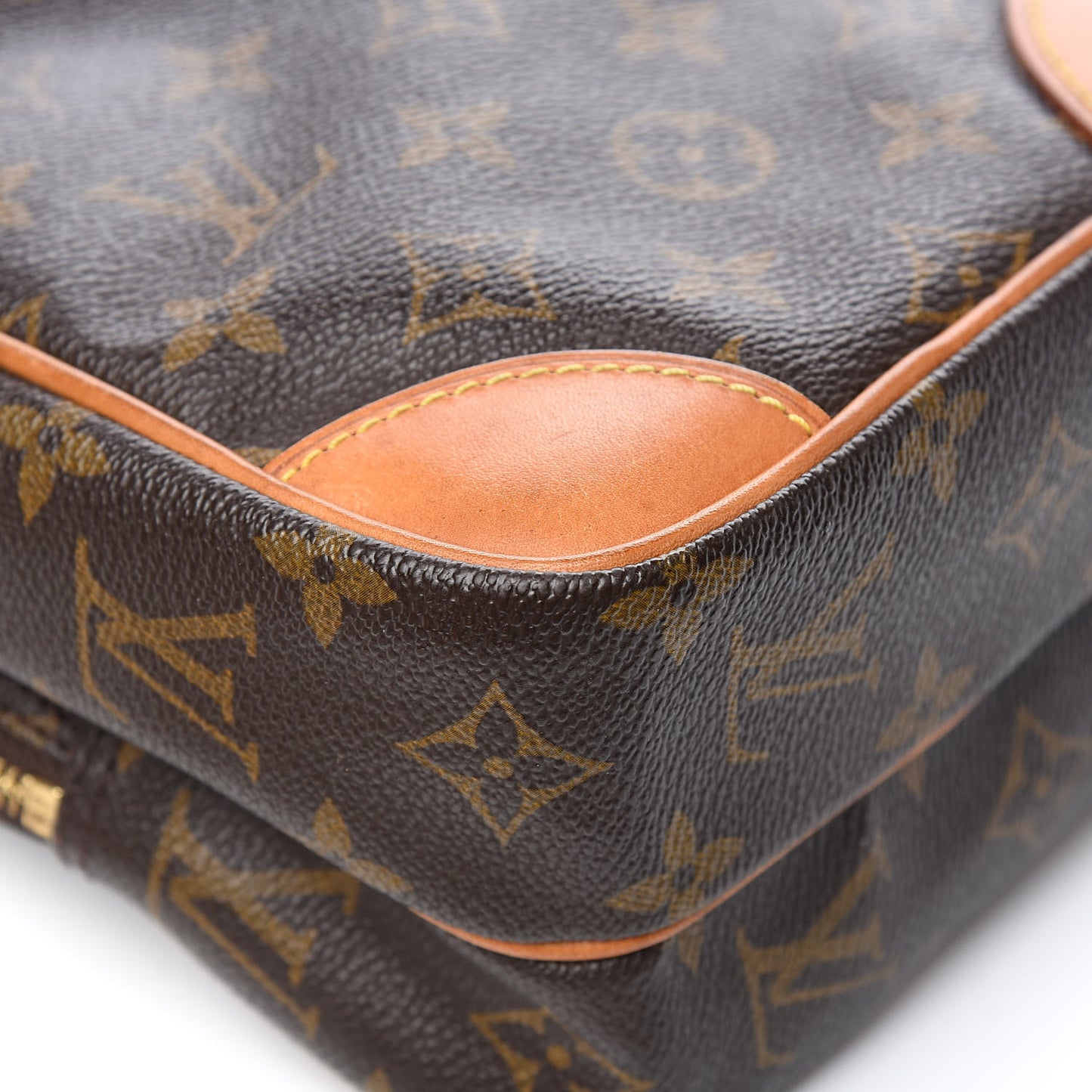 Monogram Amazone