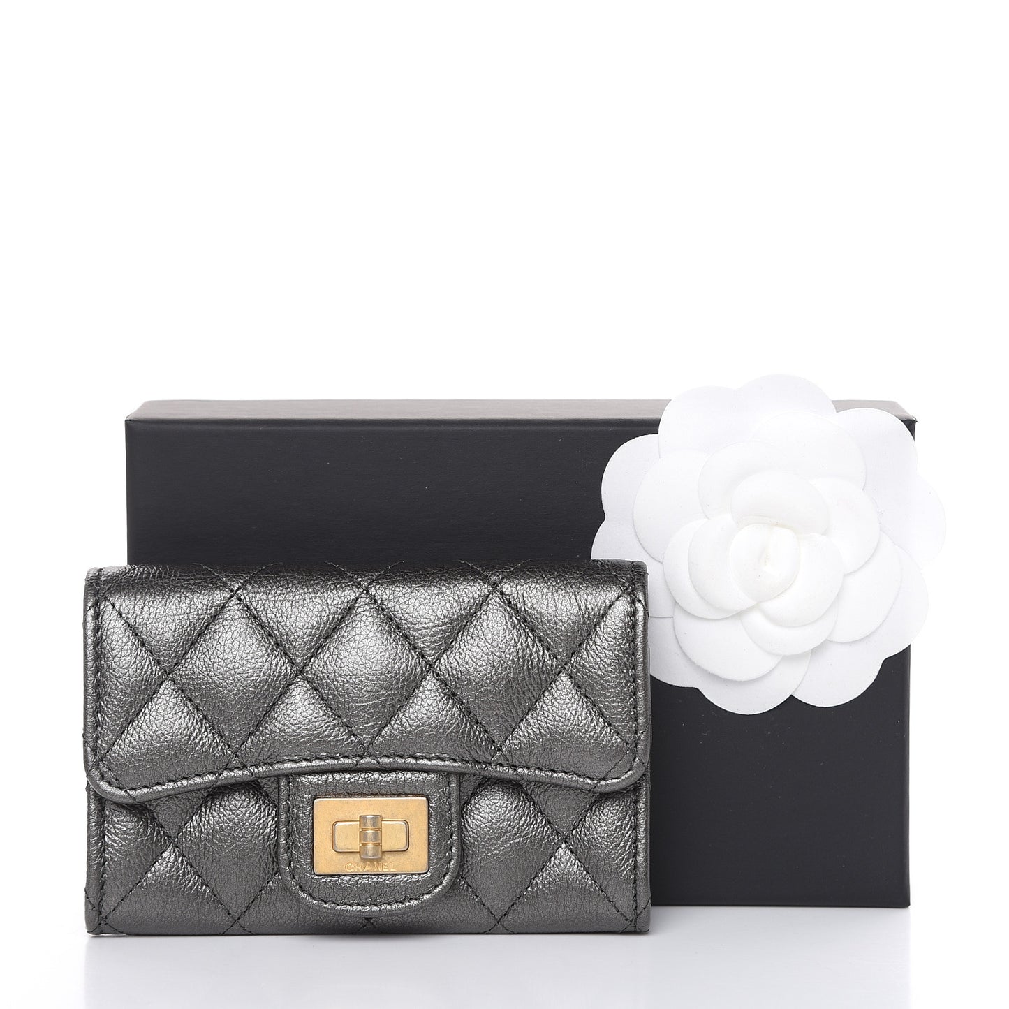 Metallic Calfskin Quilted Reissue Flap Card Holder Grey