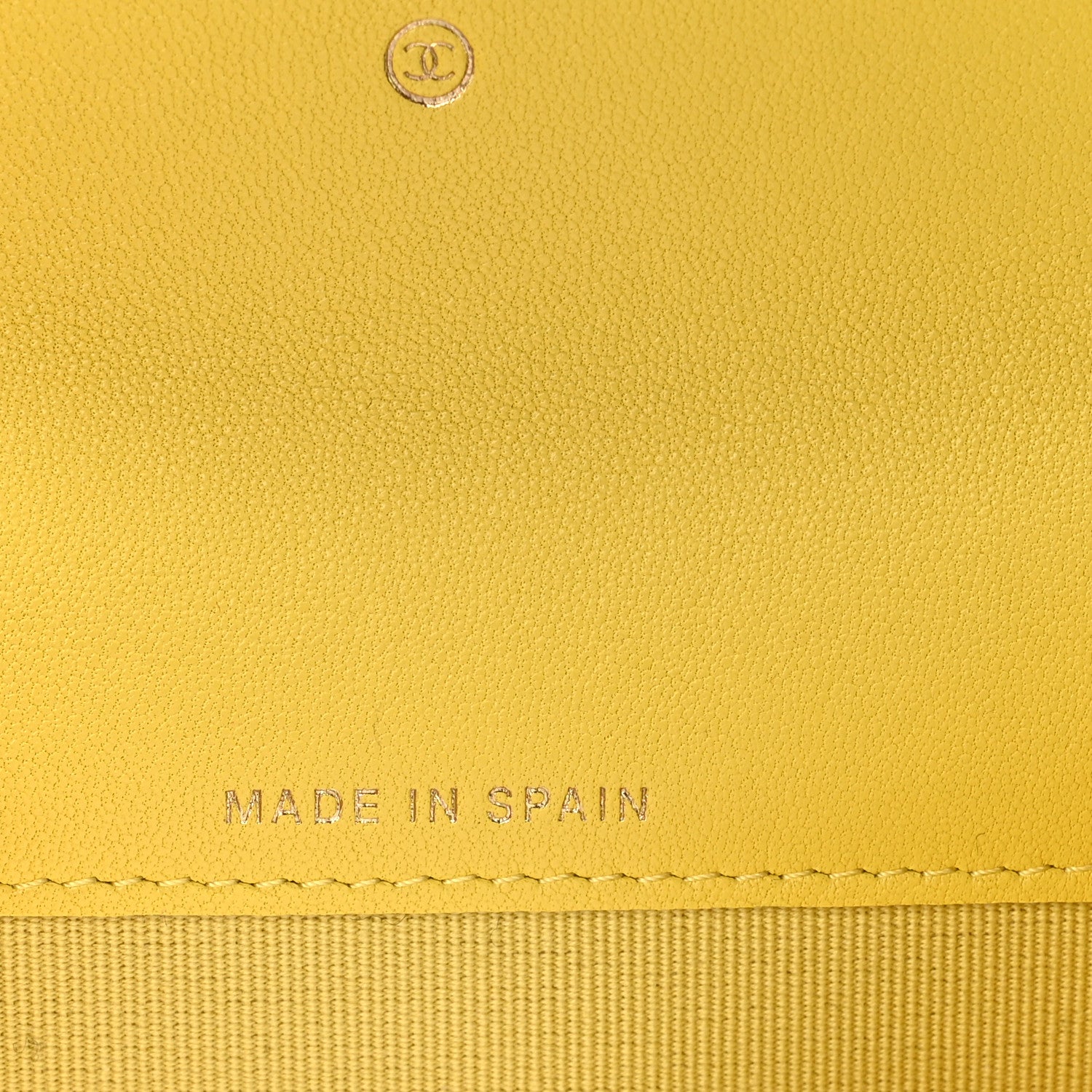 Chanel Lambskin Quilted Chanel 19 Flap Card Holder Yellow 7 of 8