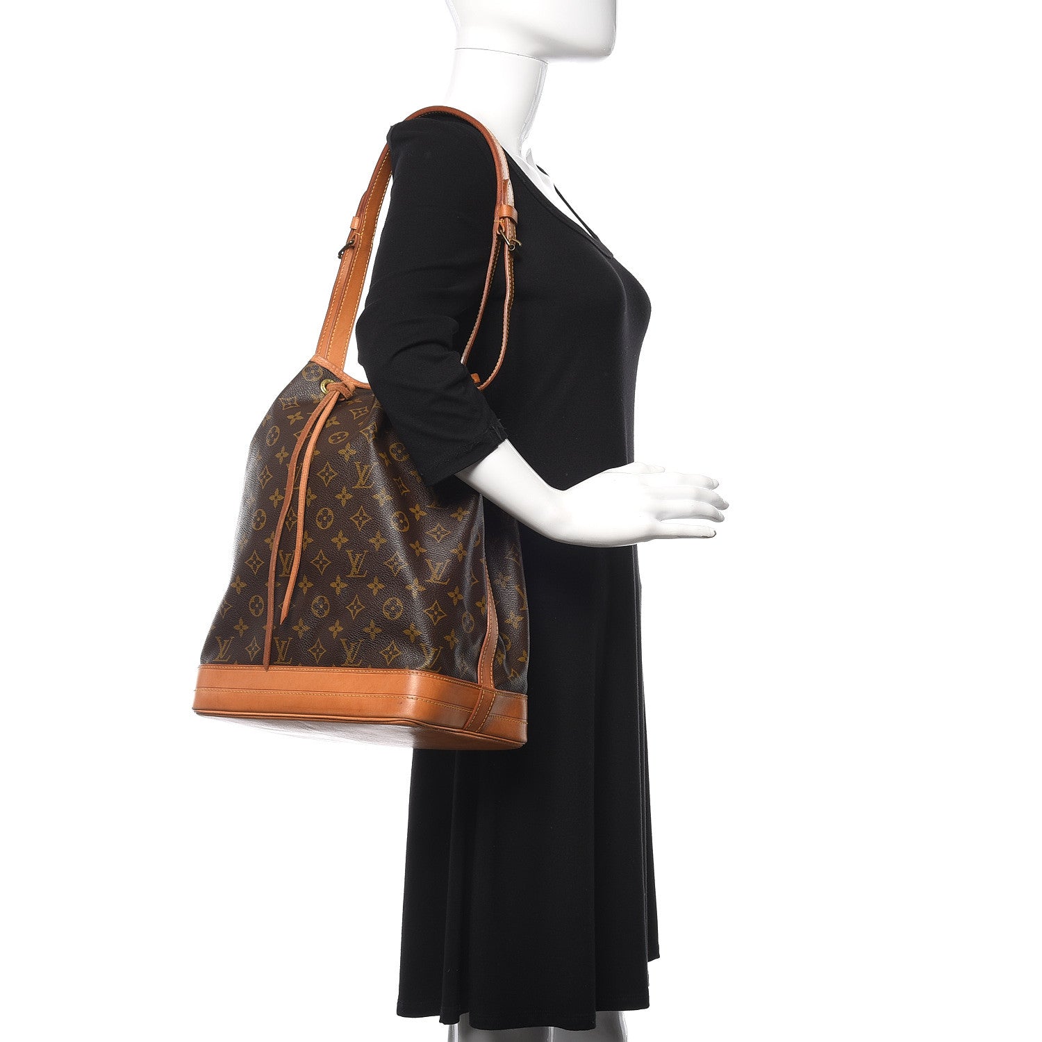 Louis Vuitton Monogram Noe 2 of 17