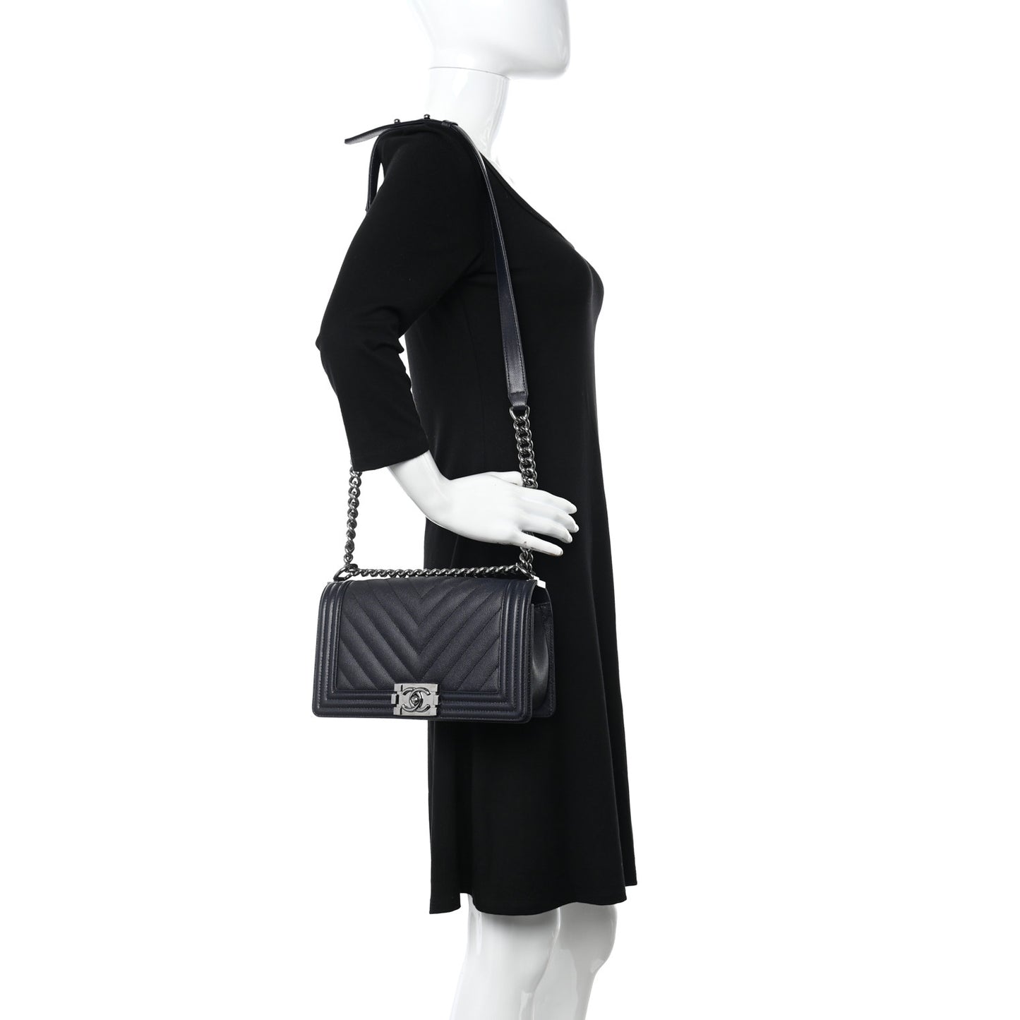 Caviar Chevron Quilted Medium Boy Flap Navy