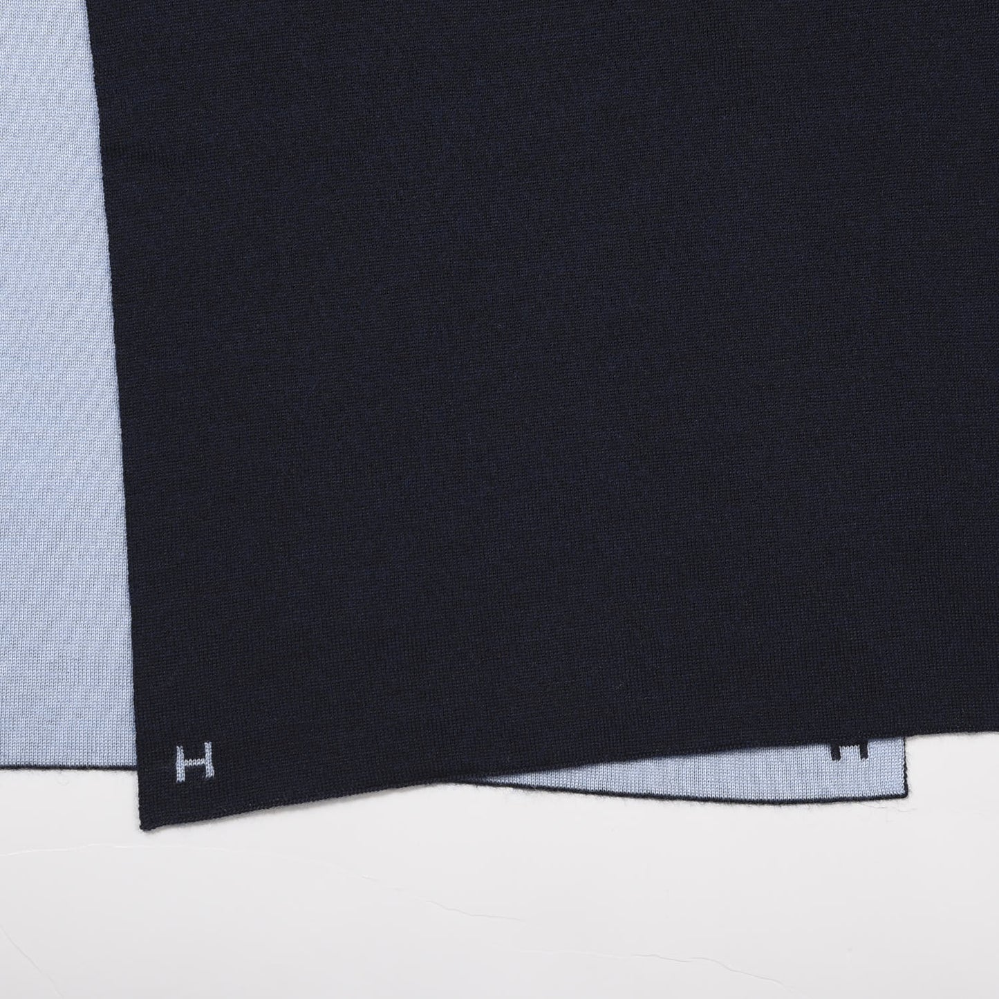Cashmere Silk Aller Retour Scarf Glacier Carbone