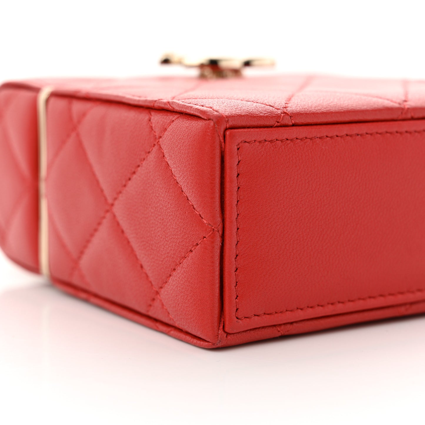 Lambskin Quilted Small Box With Chain Red