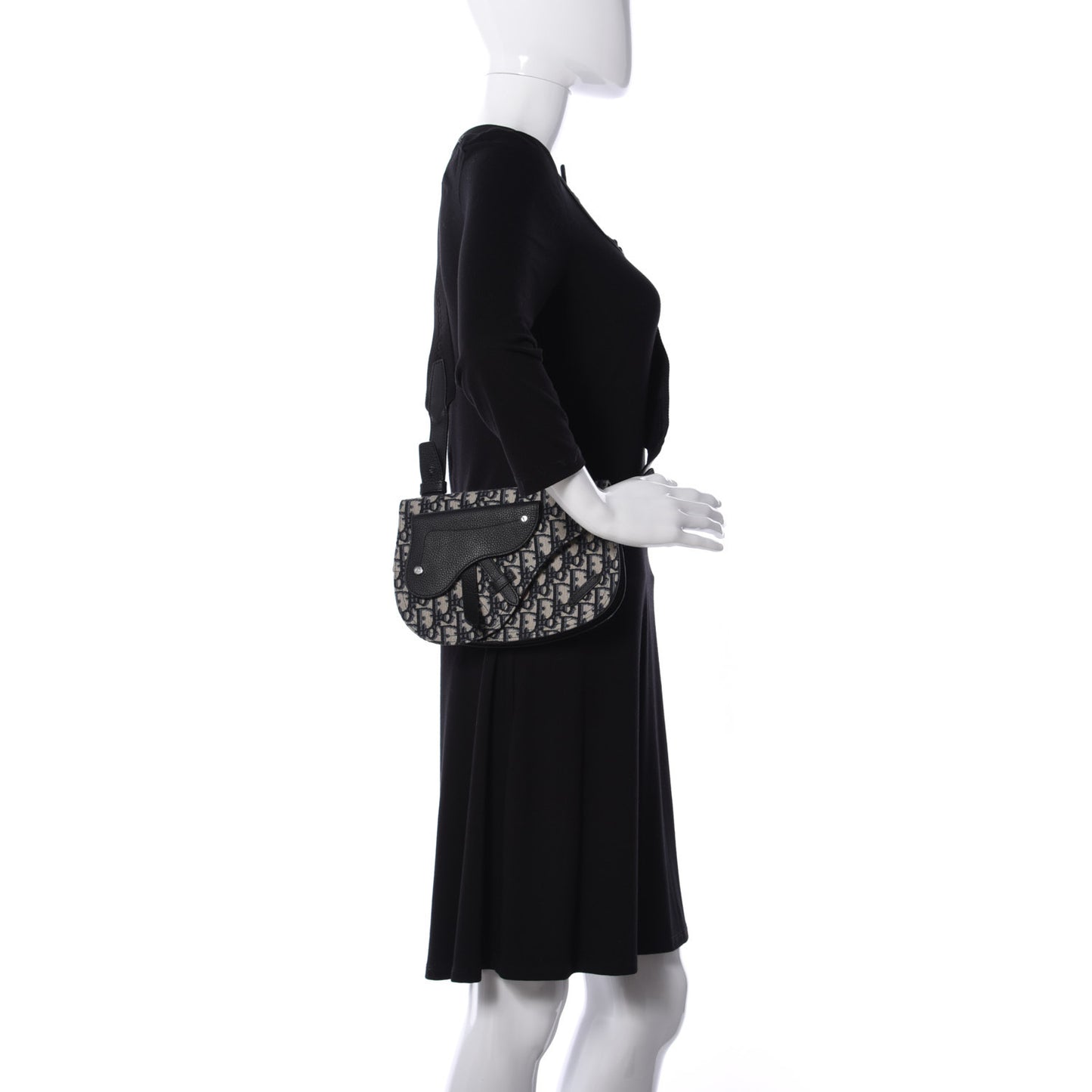 Oblique Saddle Messenger Pouch Beige Black