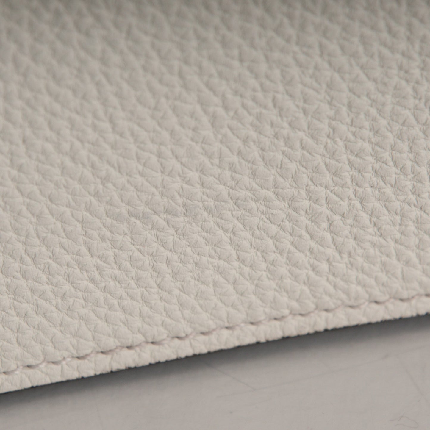 Soft Pebbled Calfskin Jackie Clutch Off White