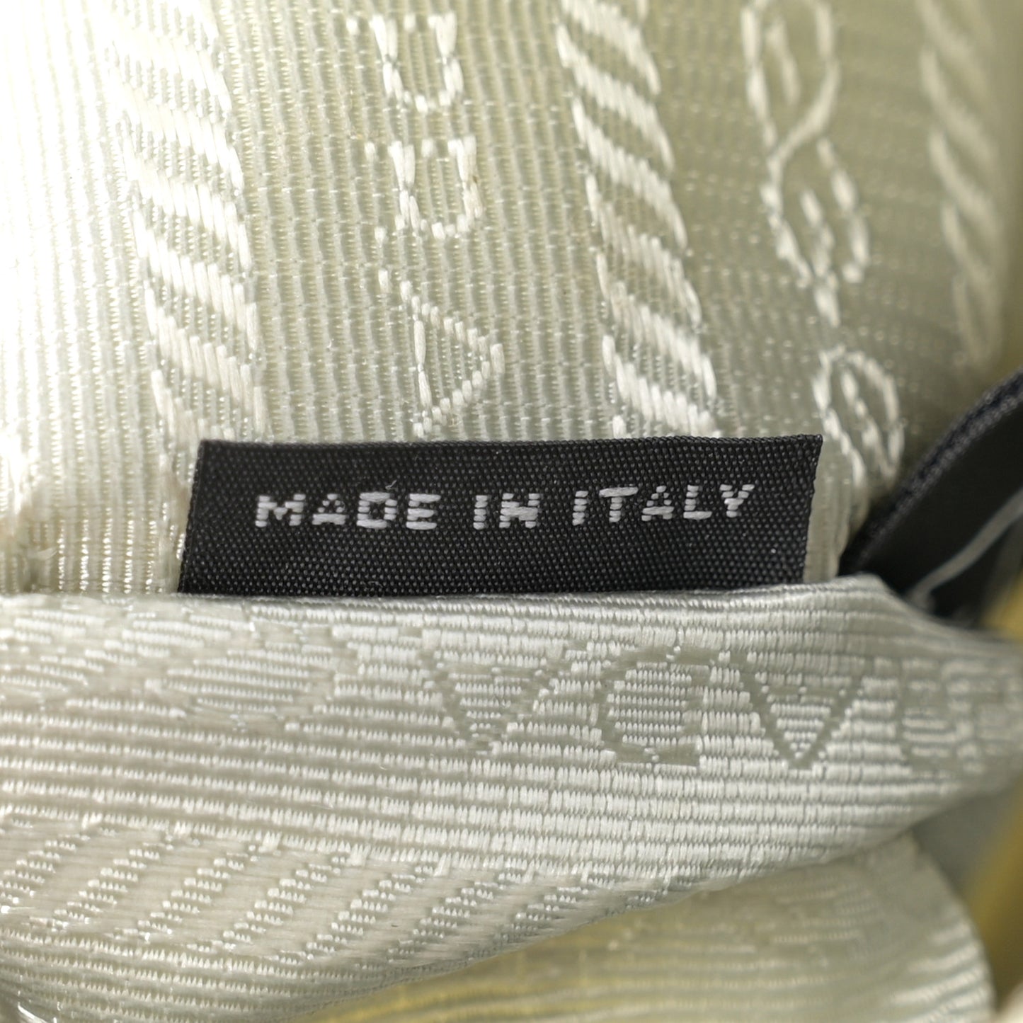 Re-Nylon Saffiano Re-Edition 2005 Shoulder Bag Acqua