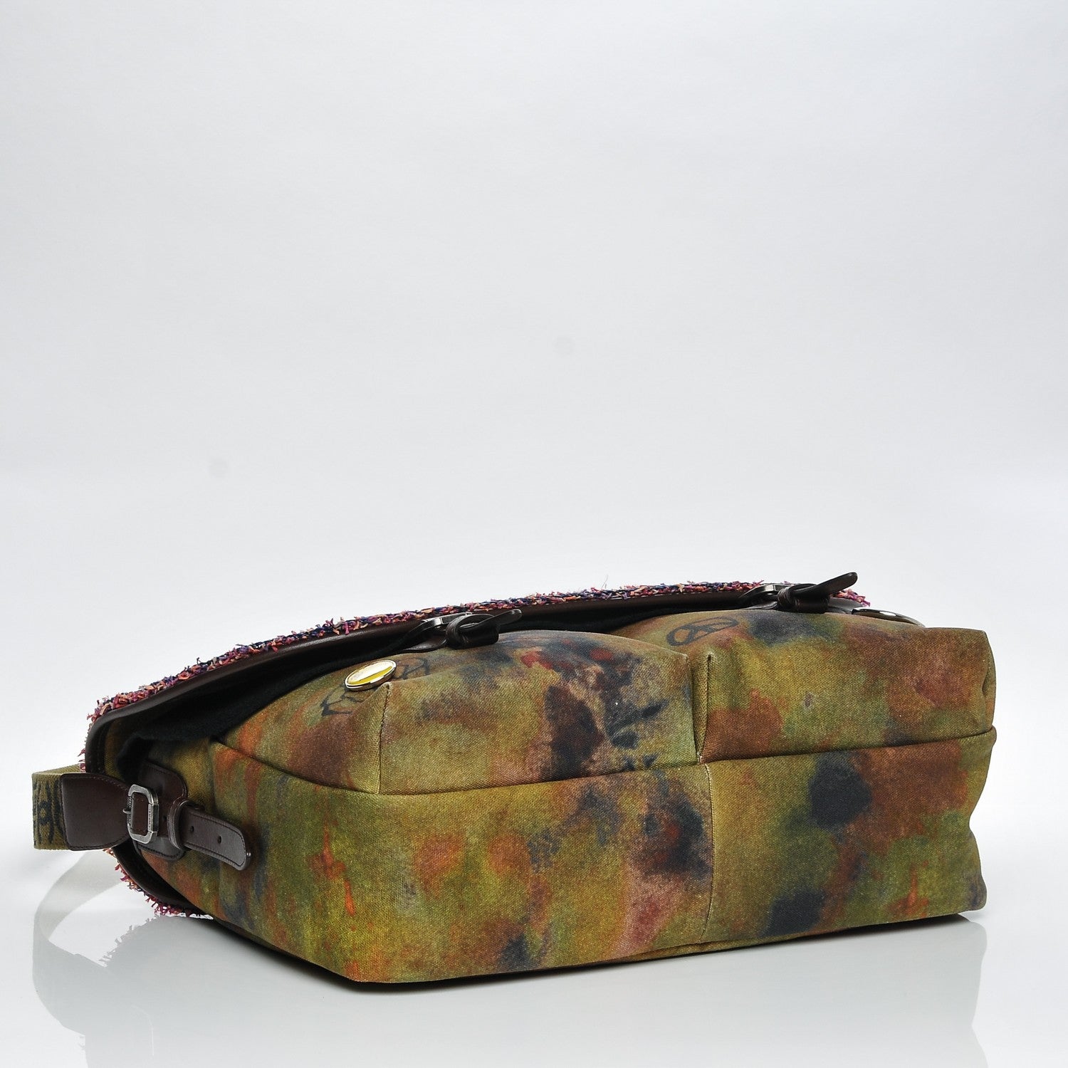 Chanel Washed Toile Large Graffiti On The Pavements Messenger Khaki Multicolor 4 of 8