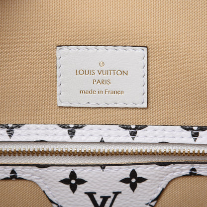 Louis Vuitton Monogram Giant Neverfull MM Kaki 6 of 9