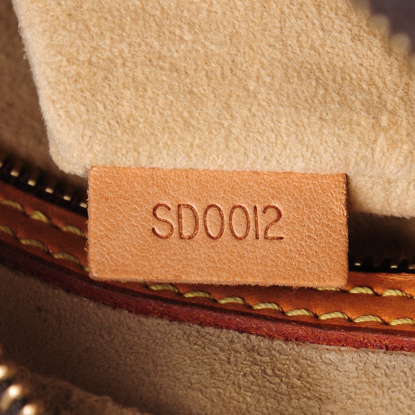 Monogram Looping MM