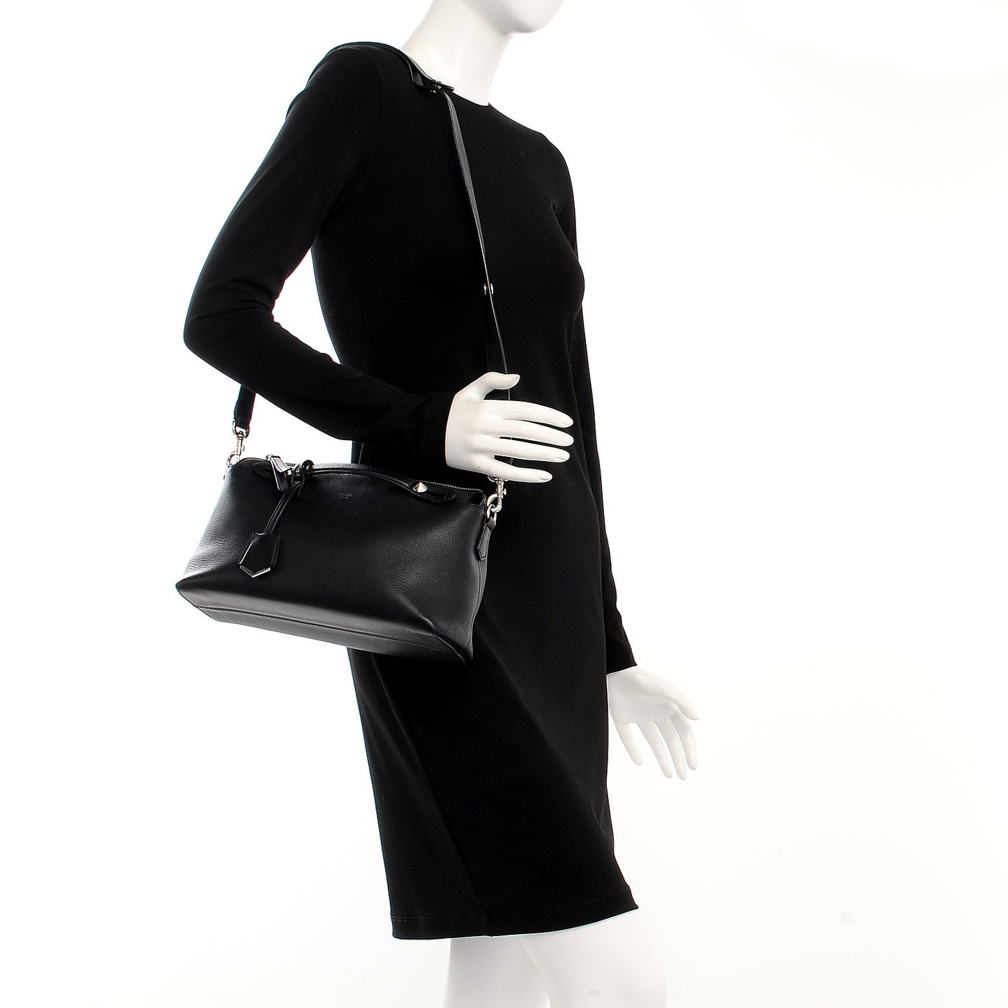Vitello Dolce Medium By The Way Boston Bag Black