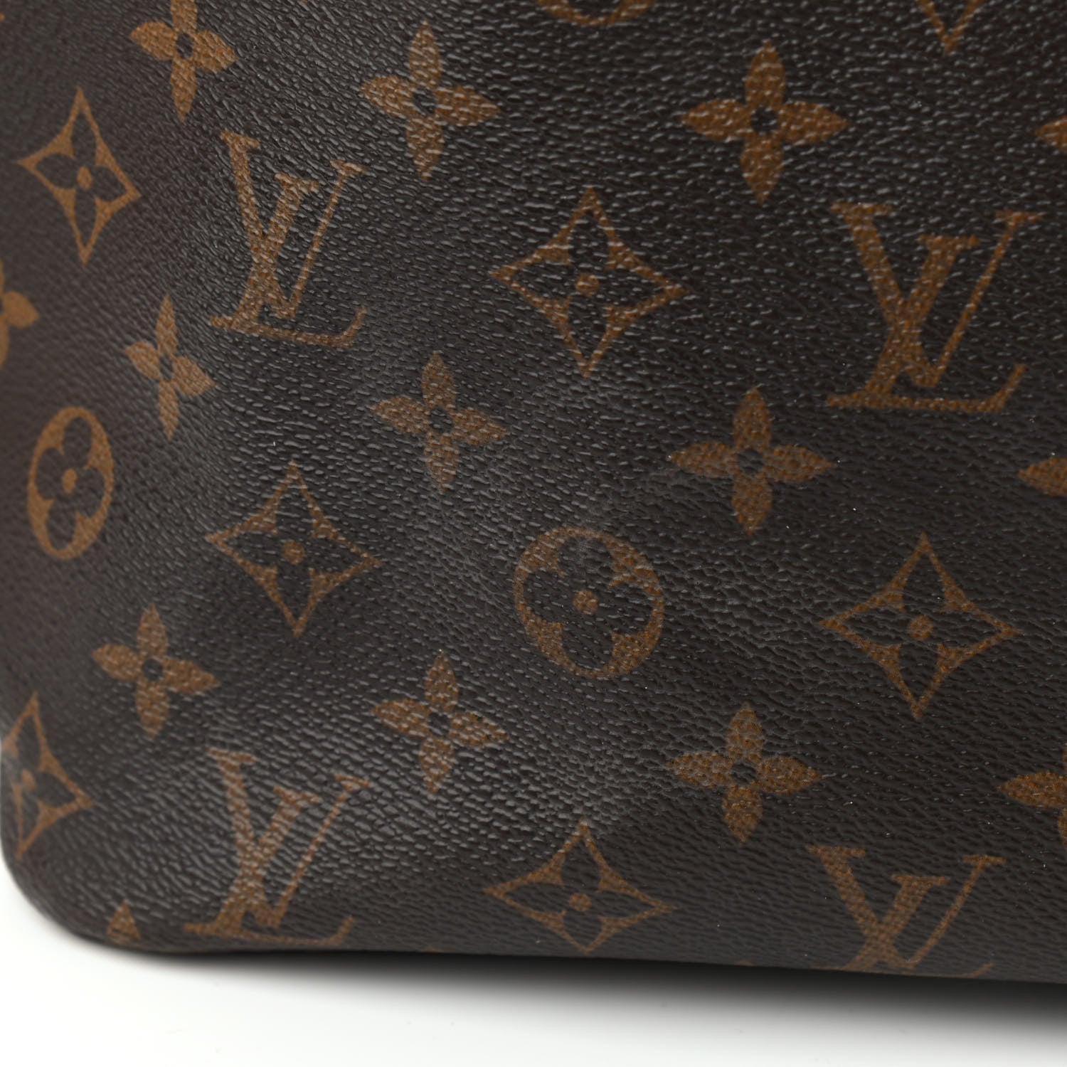 Louis Vuitton Monogram Neverfull MM 23 of 24