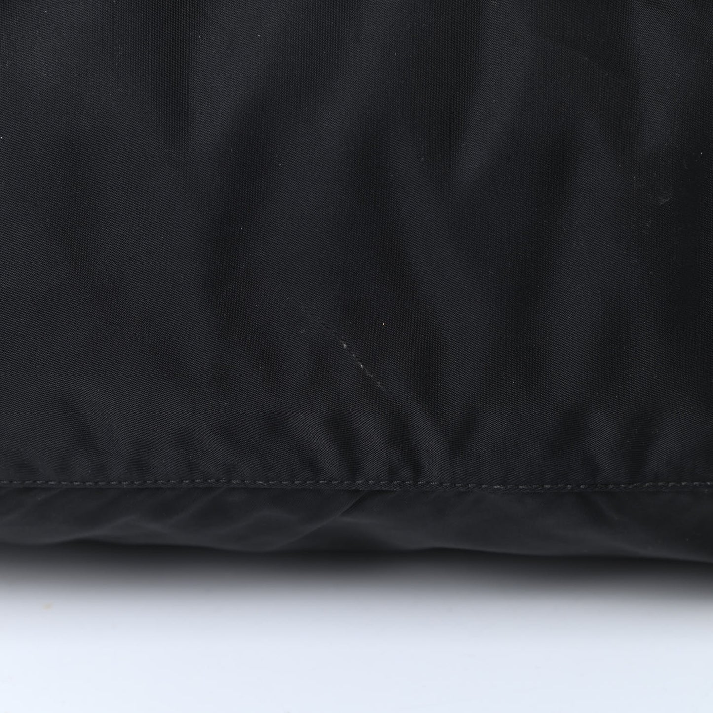 Nylon Vela Messenger Bag Black