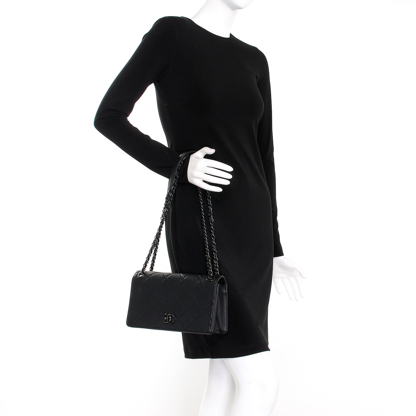 Calfskin Small Propeller Flap Black