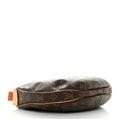 Louis Vuitton Monogram Croissant MM 4 of 10