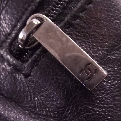 Chanel Luxe Ligne Modern Chain Hobo Black 13 of 14