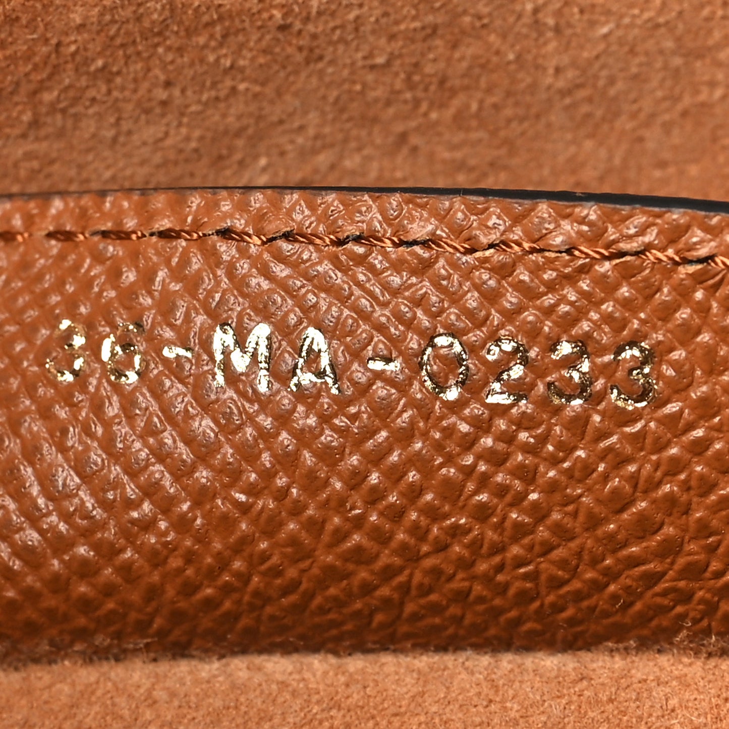 Grained Calfskin Saddle Bag With Strap Camello
