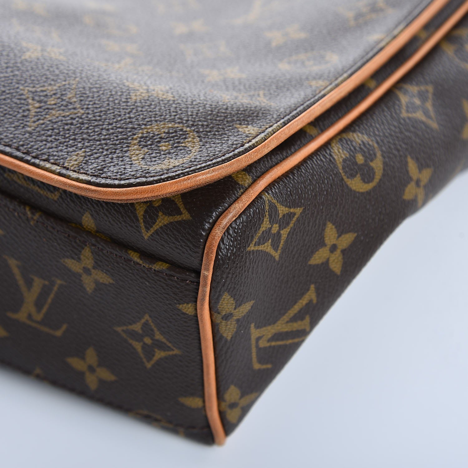 Louis Vuitton Monogram Abbesses Messenger Bag 8 of 11