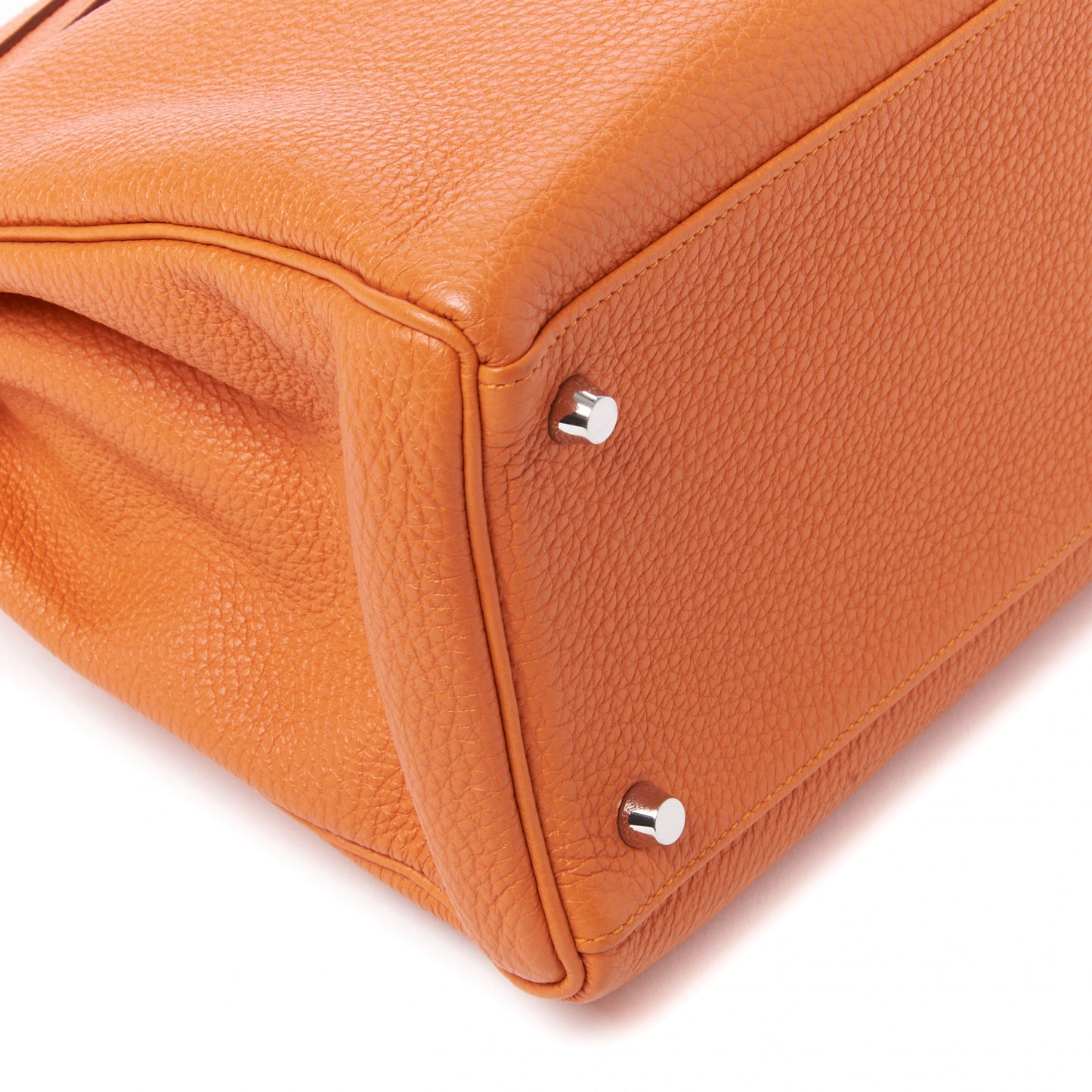 Togo Kelly Retourne 35 Orange